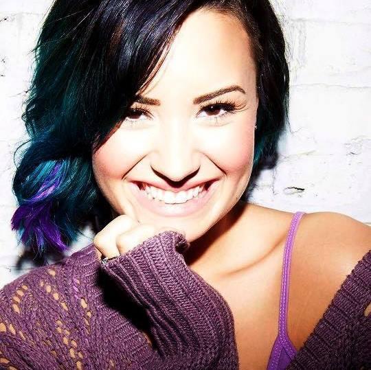 You know my name, not my story-Demi Lovato ❤
