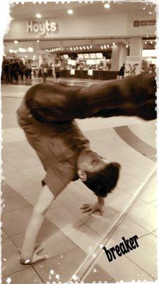 bailarin de break dance