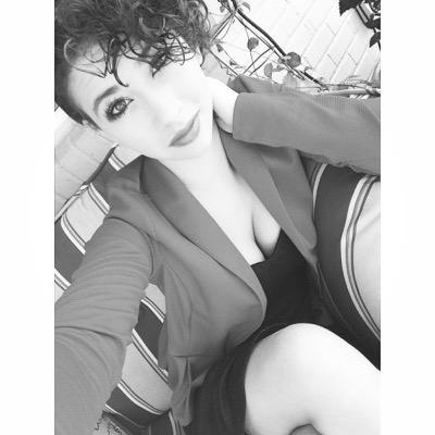 Whats a world without a little Honey #life #dream #achieve #dedication I want To reach a goal just like everyone else... difference is I'm more dedicated