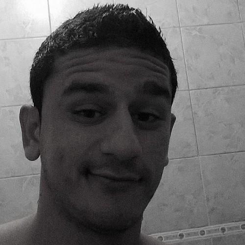 Rhime12's profile picture. 