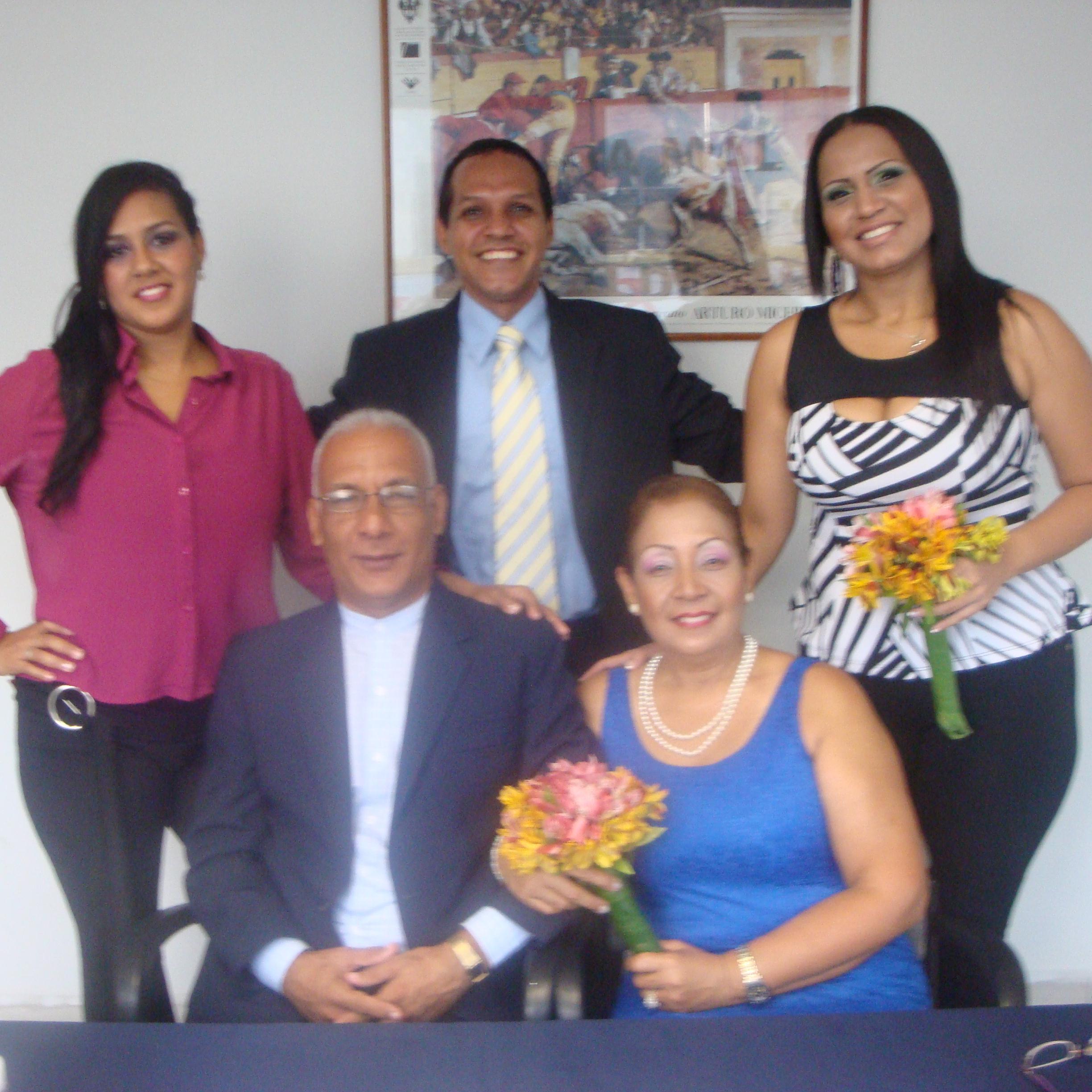 are_1982's profile picture. Asesora de Trabajo de Pregrado-Postgrado