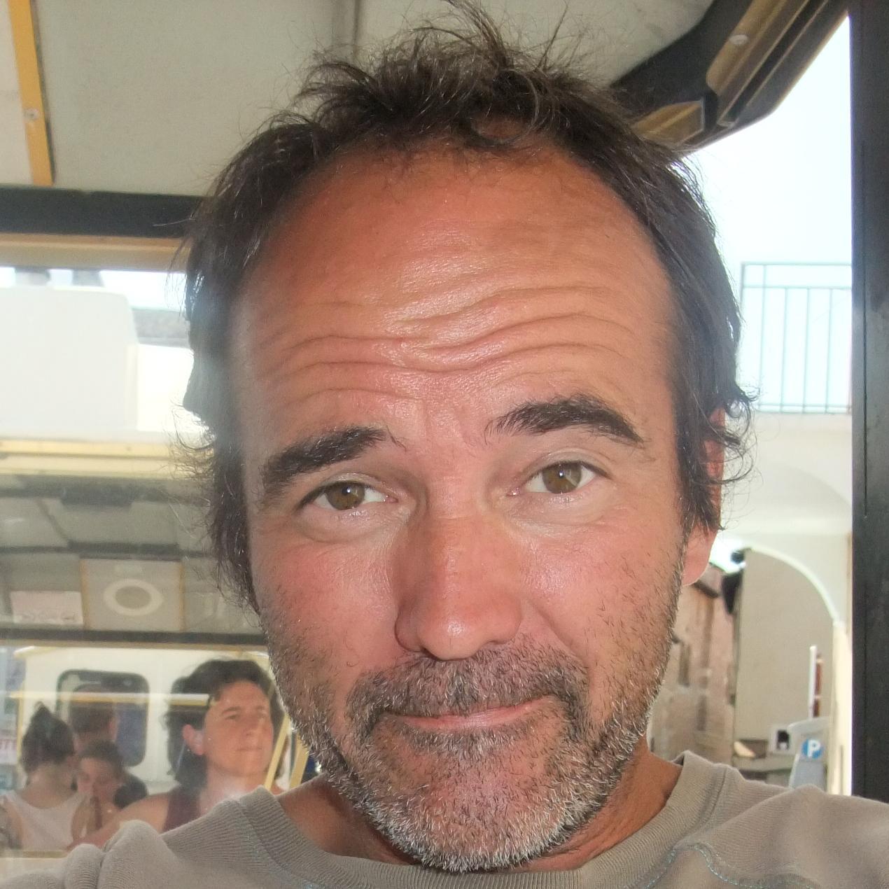 Laulau40Serge's profile picture. charpentier