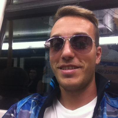 navas_roberto's profile picture. 