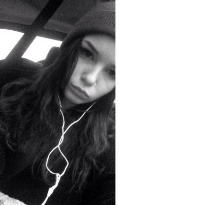 music taught me how to feel now that life has no appeal ✨
