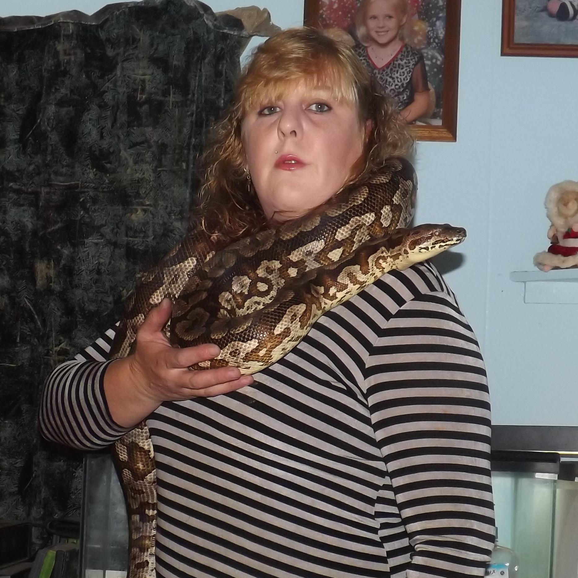 Married with two children.  Have a passion for reptiles.  Enjoy nature to it's fullest.  Also enjoy photographing, but no expert.