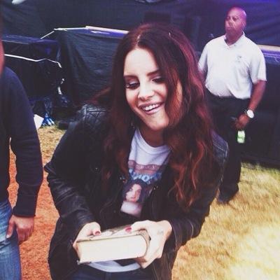 delqueenlana's profile picture. i am too smart and sensitive to live in a world like ours