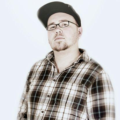 Alexander121m's profile picture. 