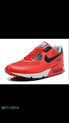 Venta de zapatillas Air Max, Roshe, New balance, Asics, etc. También camisetas de fútbol y NBA. Más información por MD