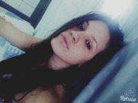 17, ariana, meiga, simpática, linda e modesta claro !!
