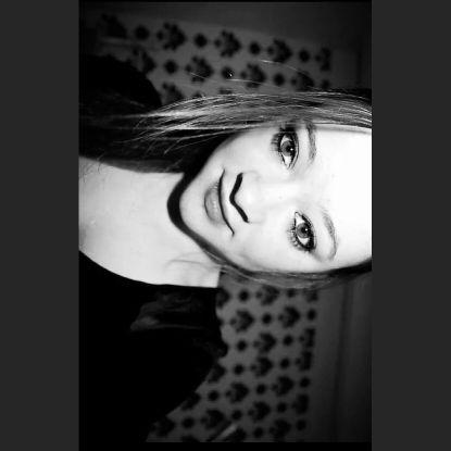 deeply in love with @frenkl96_