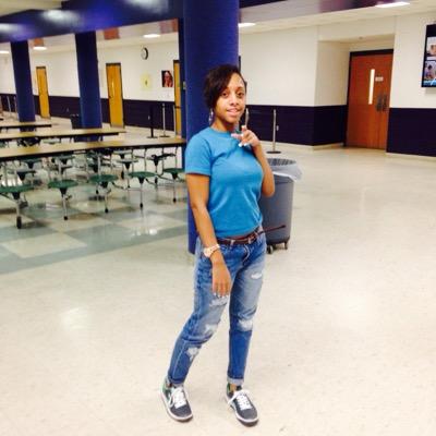 enjoy my thoughts ..❤️ && oh, follow me on ig: more_moeee