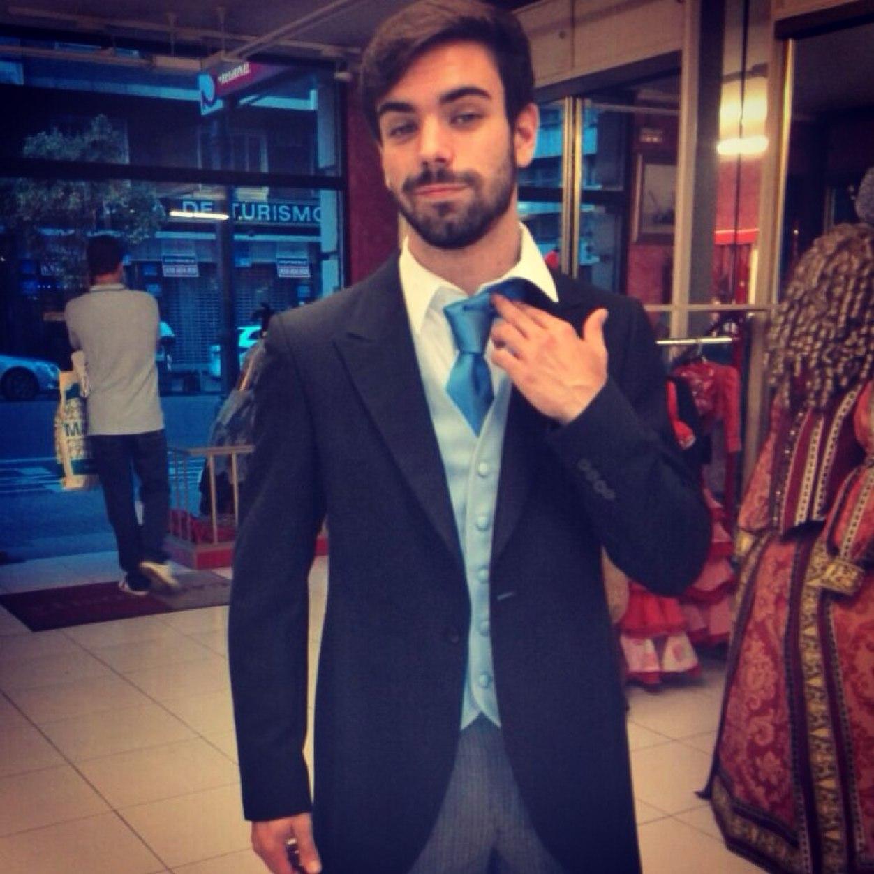 Luis_Marco7's profile picture. Vivimos aqui y ahora