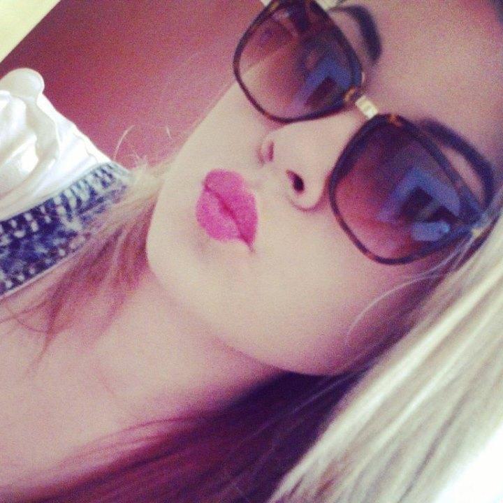 ❝É que por vontade própria, eu decidi ser feliz. E depois daquele dia, eu nunca mais parei.❞ s2