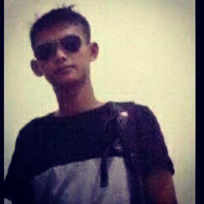 Jadilah pribadi yg hebat dengan semua kelebihan yg kau punya. Kelemahan yg ada jgn pernah merasa ingin menjdi org lain diri sendiri lbih baik. :-)
You'r the be