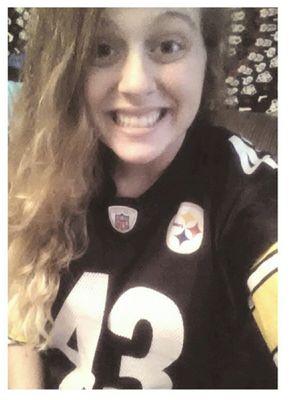 itschelsiejean's profile picture. feminist, environmentalist, humanitarian, lover of all inhabitants of earth  // 20