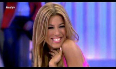 @OrianaGMarzoli es mi idola,hasta el infinito y mas allá si es con ella ❤. @lucasablatico me siguio el 5⃣-8⃣-1⃣4⃣ ❤