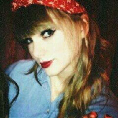 I JUST LOVE TAYLOR SWIFT
