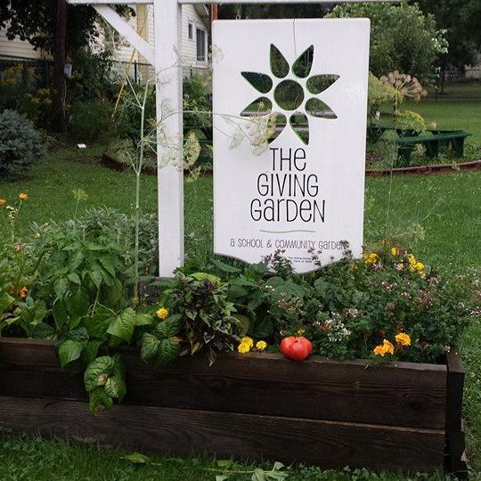 School Based
Children's Community Garden
Garden Based Education & Farm to School support