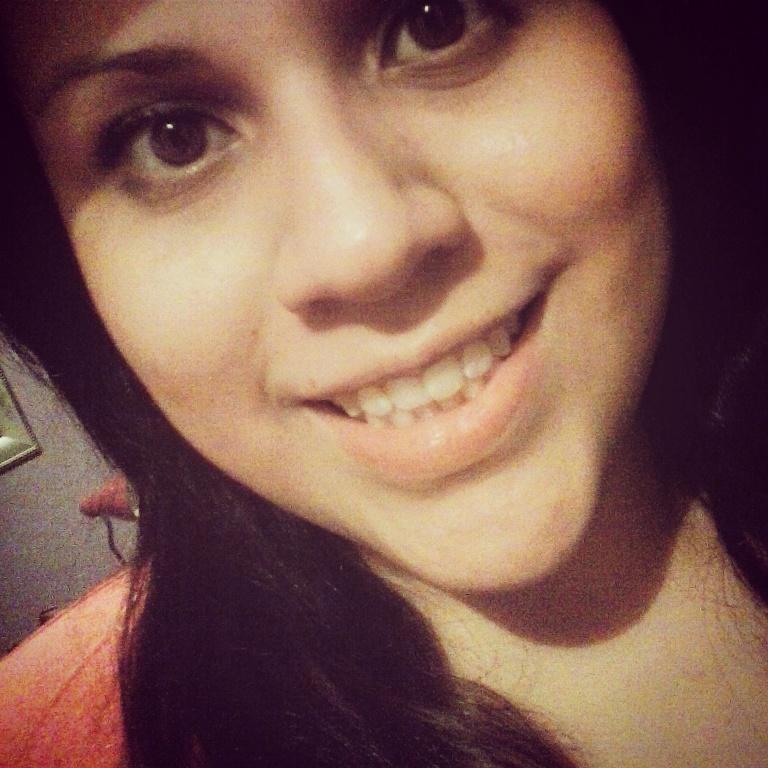 ceciliarangel_'s profile picture. 