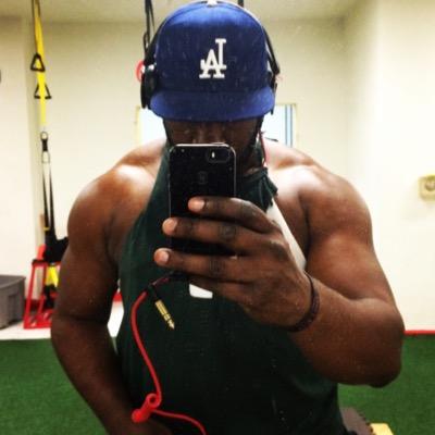 IG: qhargrove Business Owner Certified Personal Trainer Football Coach Student & most important a Father.