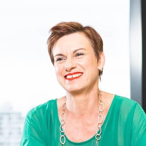 Sandra Lyall