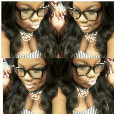 God 1st, Fam 2nd, #RubbaBanKlann ,$$$$$ is my MOTiVATiON, My Main @_Journeyb &'d My ♥ @RubbabanBeauty_ You can peep if you want 2 just Follow a ™Real Bitch ;)