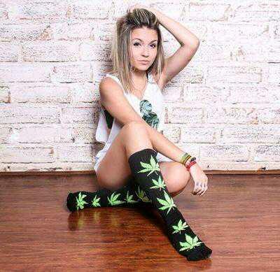Hey, its Raquel Savinon here, still going to use my screen name. Crysty/Crystal! Follow me back.! Xx