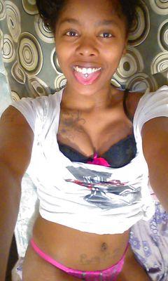 d74e67cd758e4f0's profile picture. westcide chic love that love em all  got my own Shit