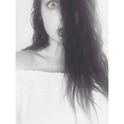 CalahDesborougx's profile picture. Currently laughing my way through life, also probably the laziest person you have ever met.