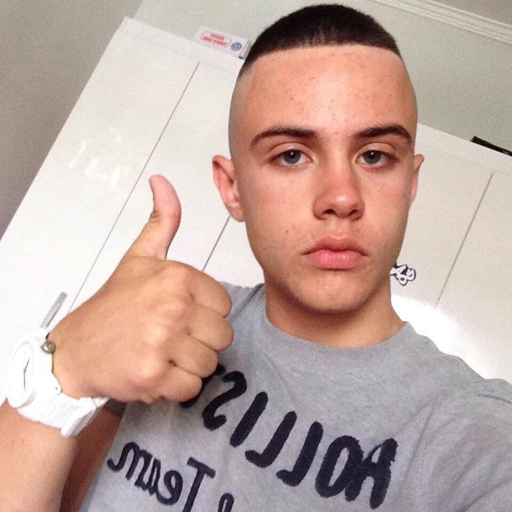 No mundão a vida é loka, são varios contra mim ! ✌️