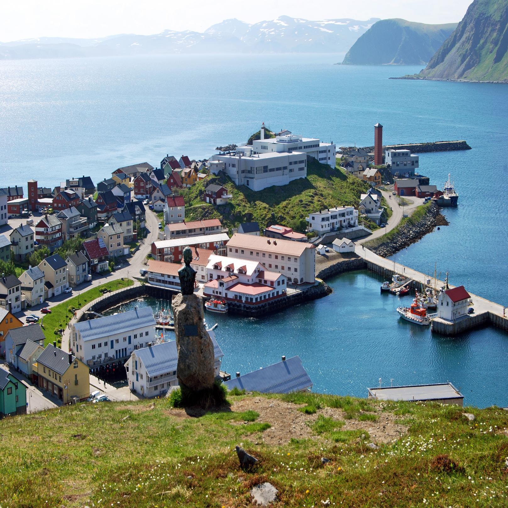 Forby Islamiseringen av Norge - Honningsvåg By:
https://t.co/7aylFJJcdz…
