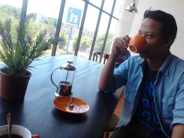 Coffee lover | friendly and open mind |yogyakarta|Indonesia