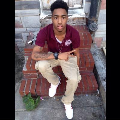 #LongLiveRara..Keep Going Till They Say Give This Lor Nigga A Check ! #R.I.PEarl