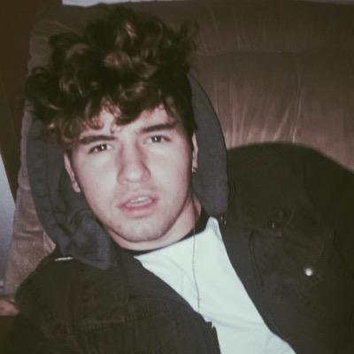 if u want jc's snapchats u've came to the right place :)