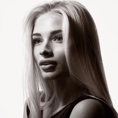 FairCarls's profile picture. 'Let me be free.' | Sixth Year | Ravenclaw