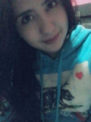 niaholguin1's profile picture. 