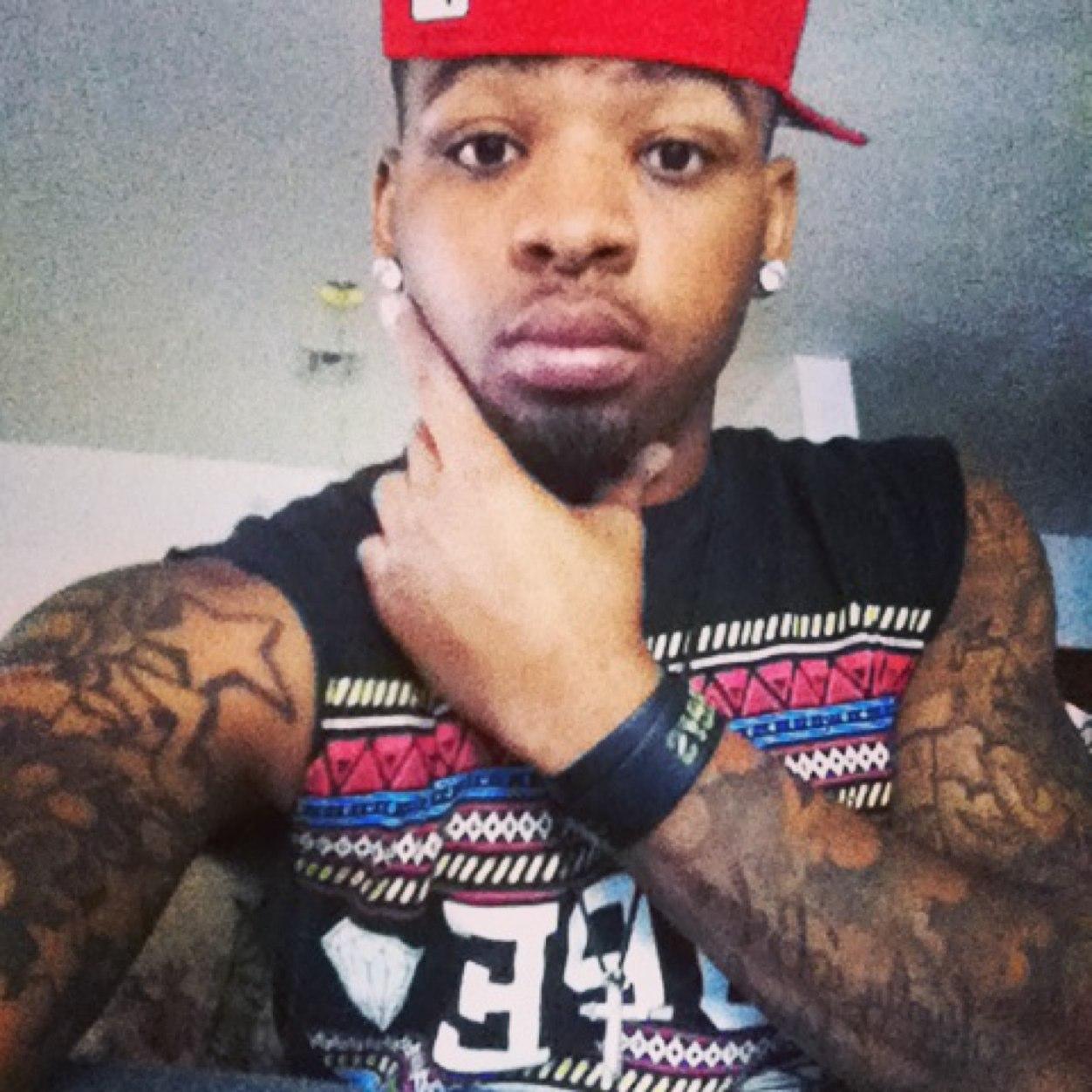 Young paid nigga, grind wont stop hustle wont quit..