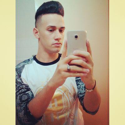 19+/ IG:chriiztyan18/ Kik:chriiztyan/ SC:christyan18 / UAA/ Enfermeria/ VOLLEYBALL/ #TeamKatyCat/ No todo lo que vez es todo lo que soy ;-)