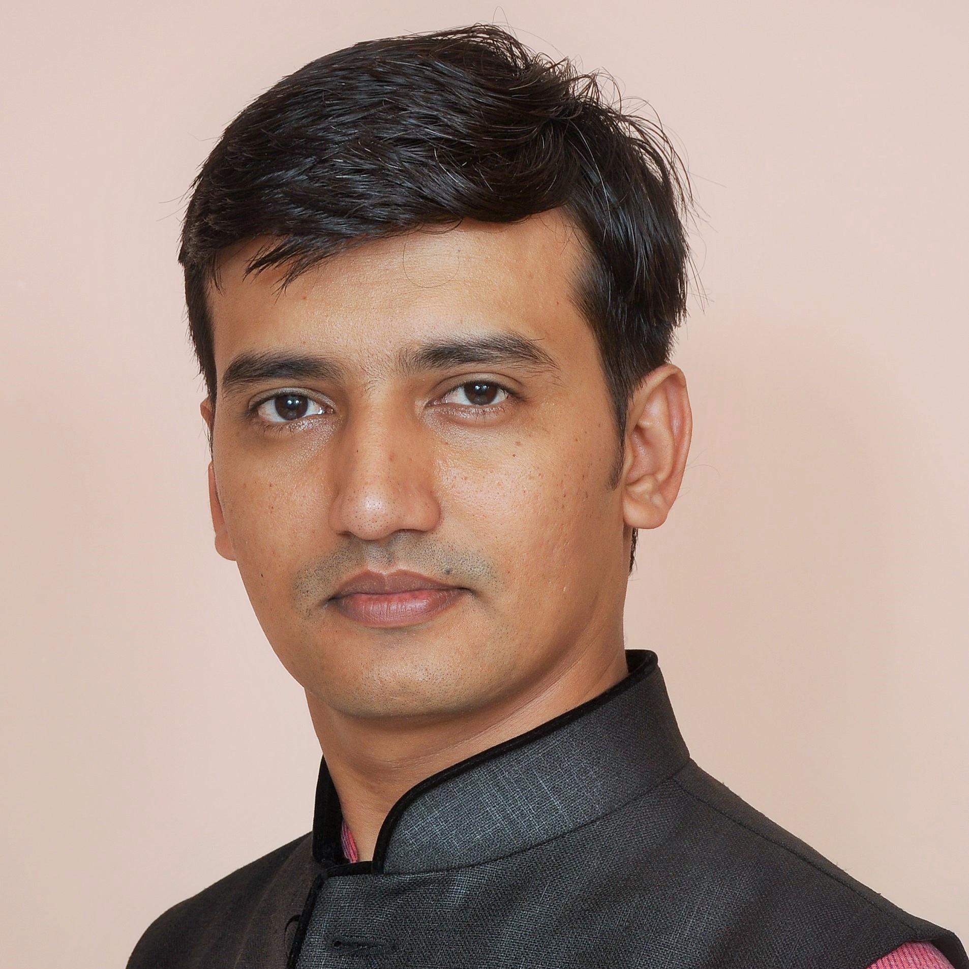 CEO @hvinfotech - Web, Ecommerce, Digital Marketing Company India.