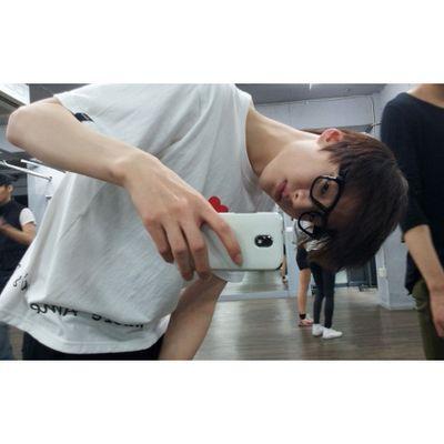 Handsome since 87s, im not old. model&actor.