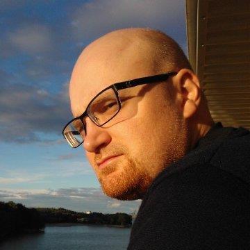 IT Geek building Clouds at @ElisaOyj.
Spending freetime as #FirstAid #volunteer at @sprturku or drinking #CraftBeer