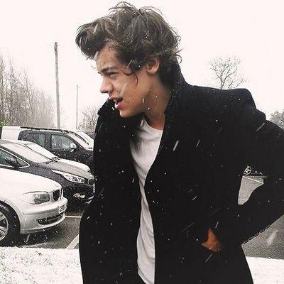 The power of imagination never fails to amaze me.

My other account is @Awkward_Harold