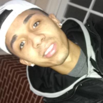 D_twits_21's profile picture. 