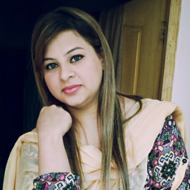 nidakhan008's profile picture. 