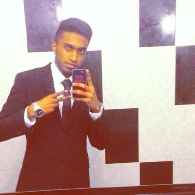 s_thinesh's profile picture. 