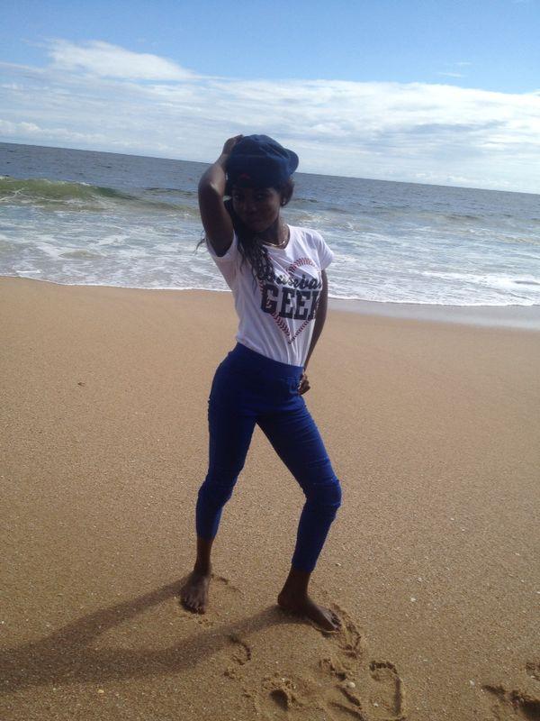 Wisdom tells me am nothing love tells me everything between the two my flows. 4get d bio and jst follow