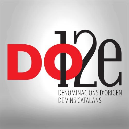 DOtze som un equip de gent que, amb la nostra passió i entusiasme pel món del vi, us proposem descobrir les 12 DO de Catalunya.