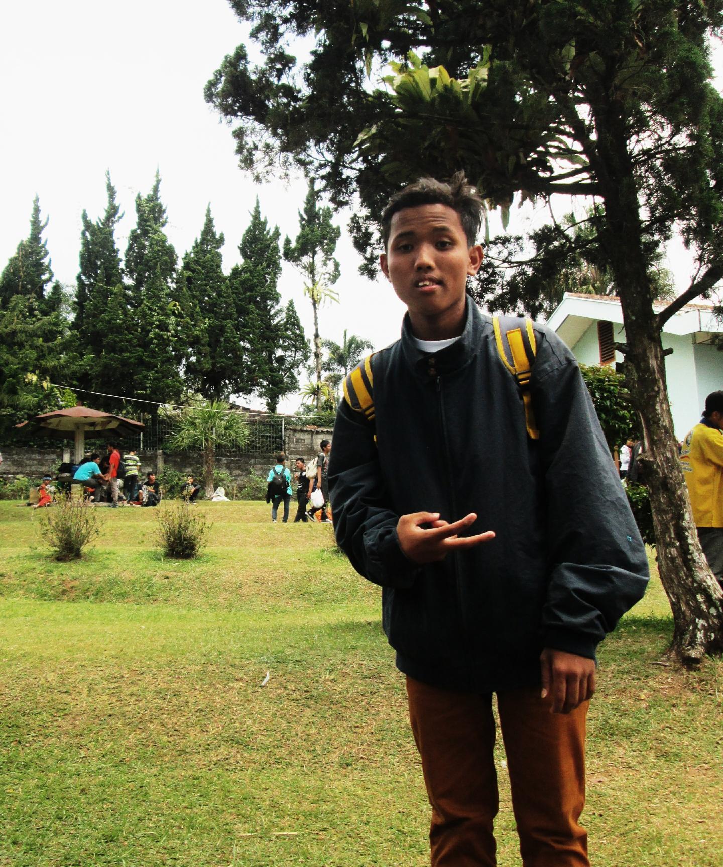 Anggoy14_'s profile picture. HANYA BISA BIKIN ORANG TERTAWA :D