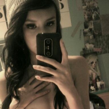 Submit your selfie anonymously by emailing: submittedselfies@gmail.com