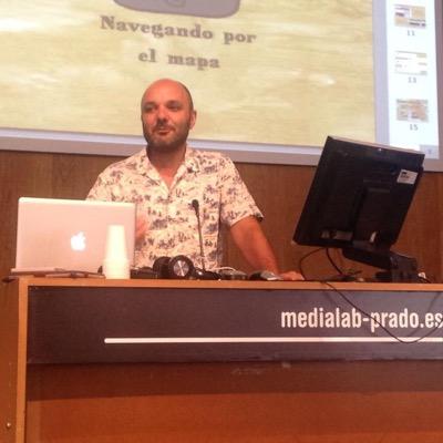 Compositor y diseñador de sonido para espectáculos escénicos Profesor de sonido-Programador y usuario de Qlab